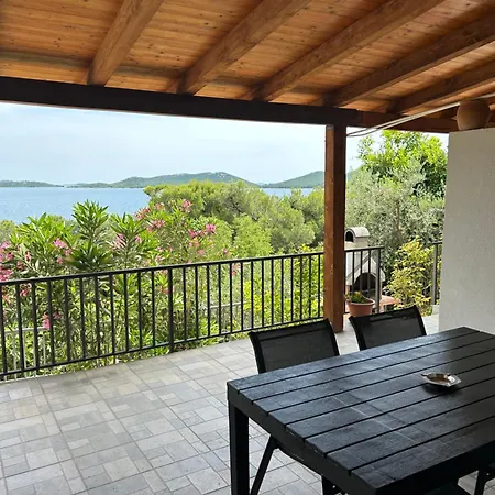 Vanja Apartment *